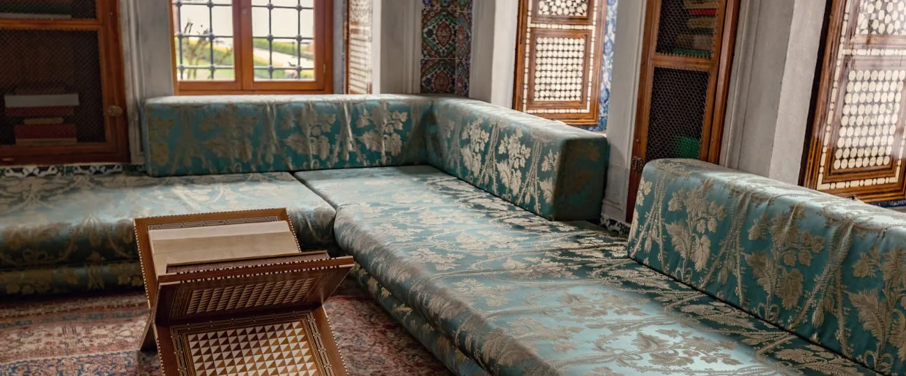 Skip The Line Tickets To Topkapi Palace Harem With Audio Guide